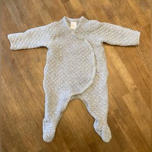 Hanna Andersson kimono winter foot onesie quilted organic cotton gray 3-6 months